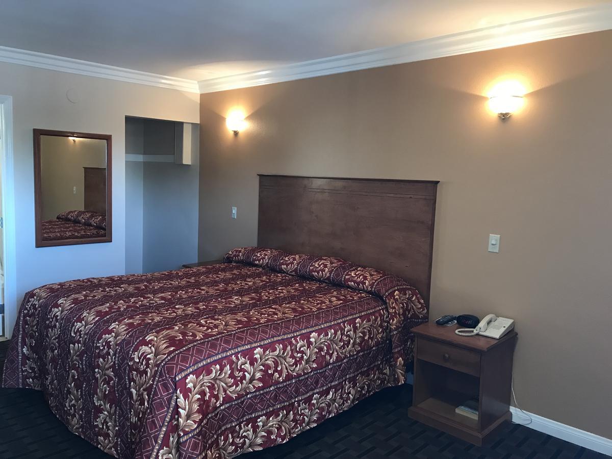 Fullerton Lodge Екстериор снимка